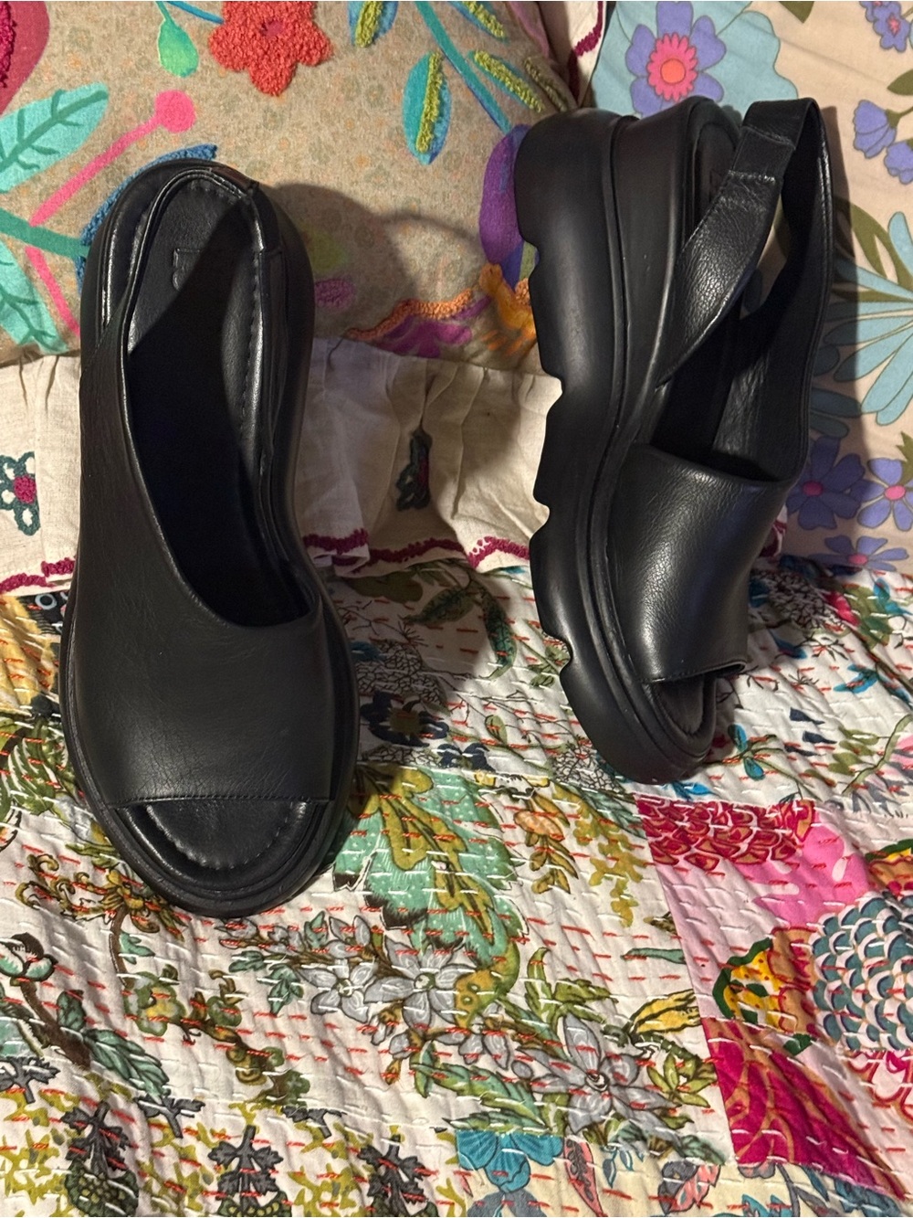 NWOT Women’s Black Leather Slingback Platform Sandals - Picture 2 of 10